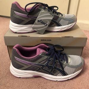 NWT 9.5 Gel-Contend 4 ASICS